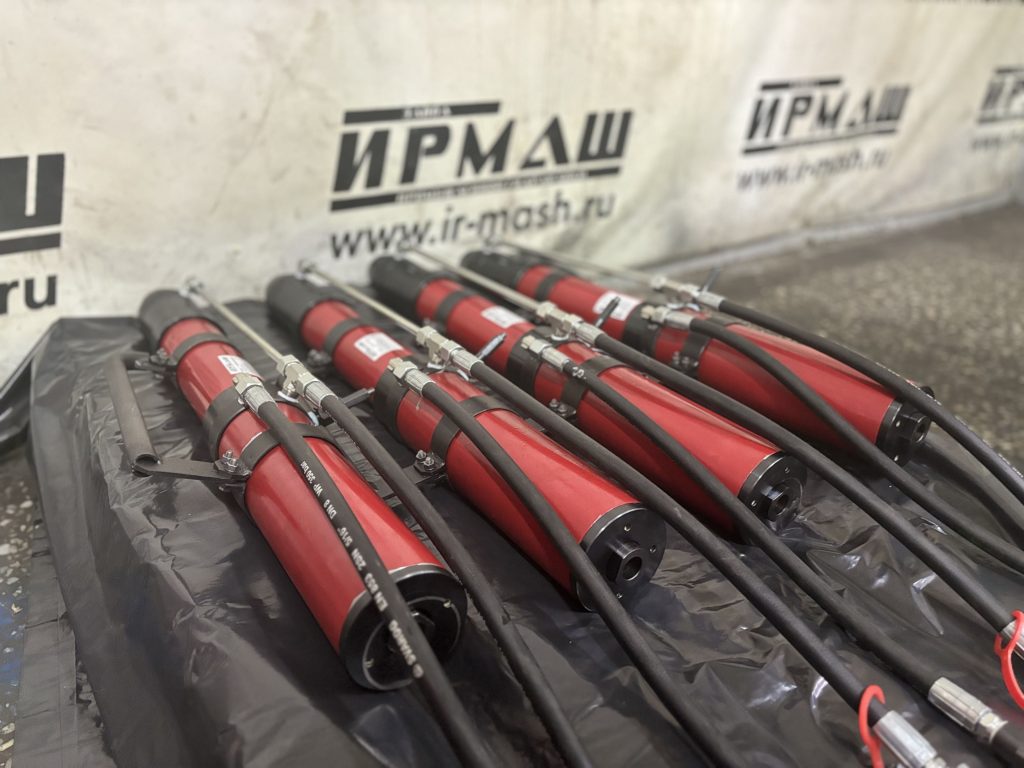 Домкраты-натяжители арматурного каната ИРМАШ