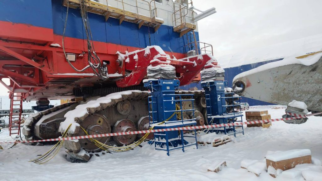 Поставка оборудование: cистема подъёма поворотной платформы экскаватора на БЭРЗ